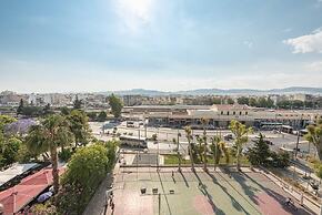 Central Flat with Cosy Sunny Terrace