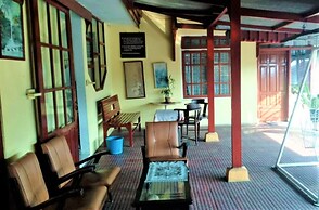 Wisma & Kantin Amanda