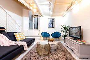 New Opening special - Historic center - Private patio