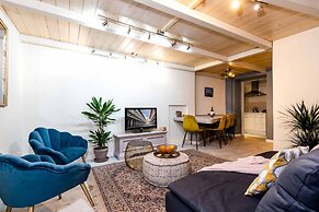 New Opening special - Historic center - Private patio