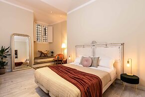 New Opening special - Historic center - Private patio