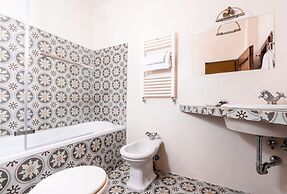 Florentine Palazzo - 4 bedrooms - Historic Center apt