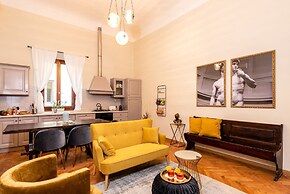 Florentine Palazzo - 4 bedrooms - Historic Center apt
