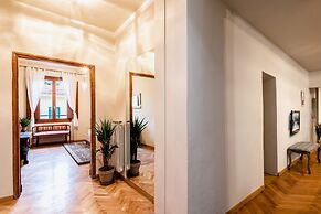 Florentine Palazzo - 4 bedrooms - Historic Center apt