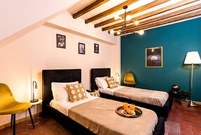 Elegant and historic 3-Bedroom in city center