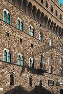 Elegant and historic 3-Bedroom in city center