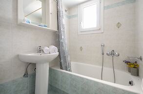 Beach Connection Naxos town