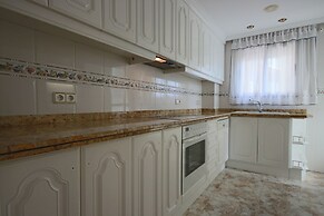 Exclusive Luxury Frontline Apt. Amazing Views