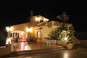 Luxury Villa Surrounded by Vineyards - 7bd Great for Big Groups W/priv