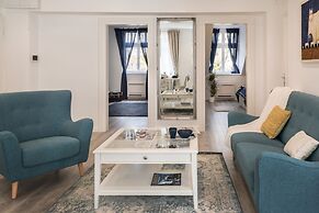 Modern 2bdr Loft in Old Town - Best Location