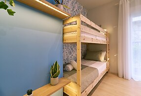 Olympic Spirit Apt in N. Kosmos