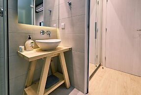 Olympic Spirit Apt in N. Kosmos