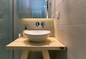 Olympic Spirit Apt in N. Kosmos