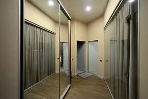 KievApts Sofievskaya 18