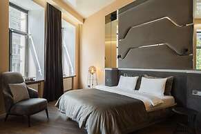 KievApts Sofievskaya 18