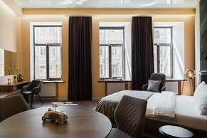 KievApts Sofievskaya 18