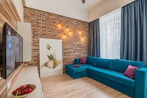 KievApts Sofievskaya 18