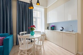 KievApts Sofievskaya 18
