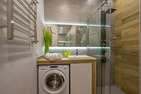 KievApts Sofievskaya 18