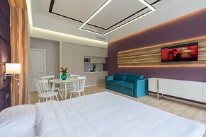 KievApts Sofievskaya 18