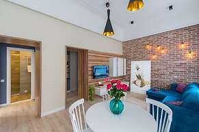 KievApts Sofievskaya 18