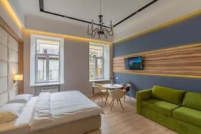 KievApts Sofievskaya 18