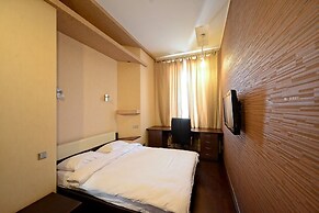 KievApts Pushkinskaya 10