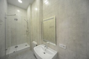 KievApts Pushkinskaya 10
