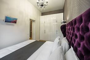 KievApts Pushkinskaya 10