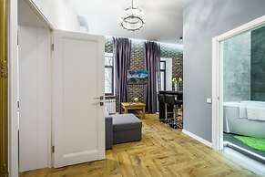 KievApts Pushkinskaya 10