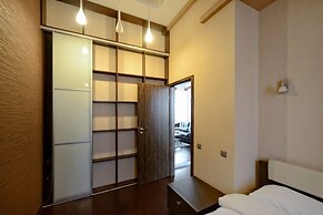 KievApts Pushkinskaya 10