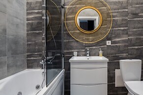 KievApts Pushkinskaya 10