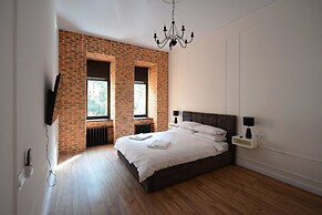 KievApts Pushkinskaya 10