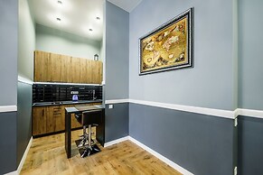 KievApts Pushkinskaya 10