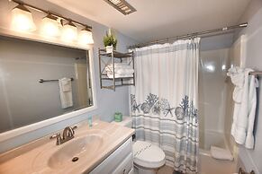 0403 Waters Edge Resort 1 Bedroom Condo by RedAwning