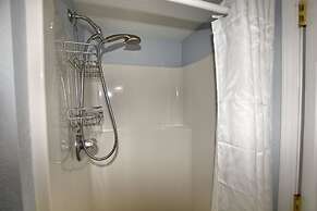 0403 Waters Edge Resort 1 Bedroom Condo by RedAwning