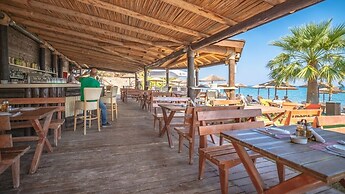 Porto Zorro Beach Hotel