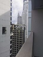 Luxury Deluxe Studios At Mercu Summer Suites