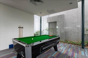 Luxury Deluxe Studios At Mercu Summer Suites