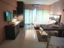 Luxury Deluxe Studios At Mercu Summer Suites