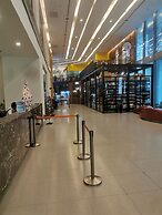 Luxury Deluxe Studios At Mercu Summer Suites