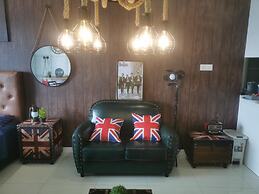 Luxury Deluxe Studios At Mercu Summer Suites