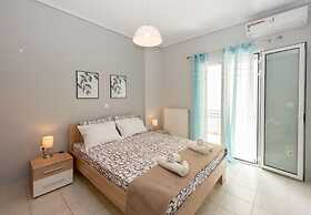 Thano's Stylish Flat, Just 150m To The Beach