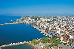 Thano's Stylish Flat, Just 150m To The Beach