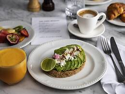 Pullman Doha West Bay