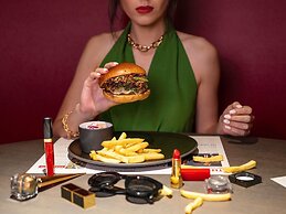 Pullman Doha West Bay