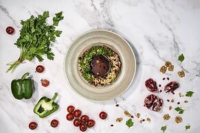 Pullman Doha West Bay