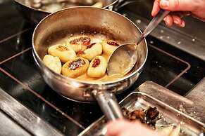 Pullman Doha West Bay