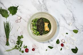 Pullman Doha West Bay