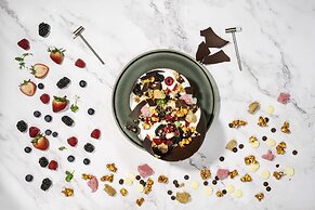 Pullman Doha West Bay